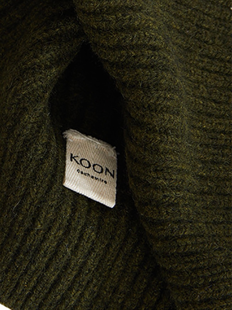 Col KOON 100% cachemire 6 fils couleur kaki. Boutique Mademoiselle Louise - Melle Louise.