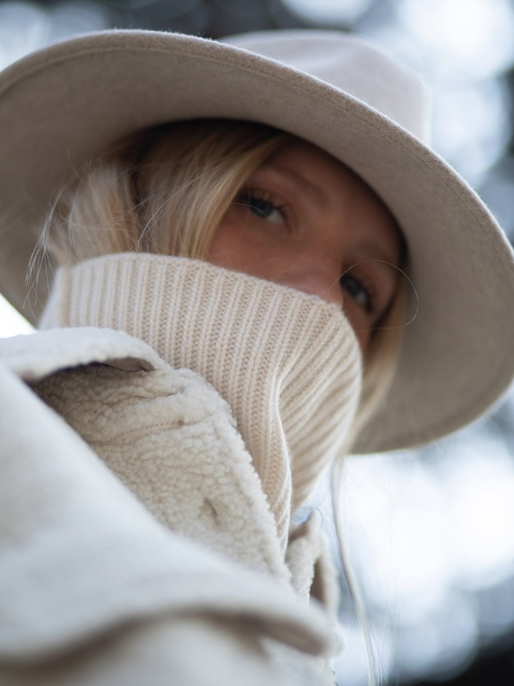 Col KOON 100% cachemire 6 fils couleur écru. Boutique Mademoiselle Louise - Melle Louise.