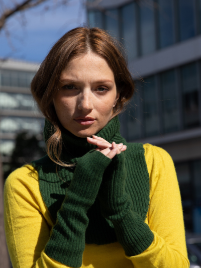 Mitaines KOON 100% cachemire 6 fils couleur sapin. Boutique Mademoiselle Louise - Melle Louise.