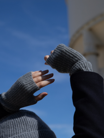 Mitaines KOON 100% cachemire 6 fils couleur gris. Boutique Mademoiselle Louise - Melle Louise. 2