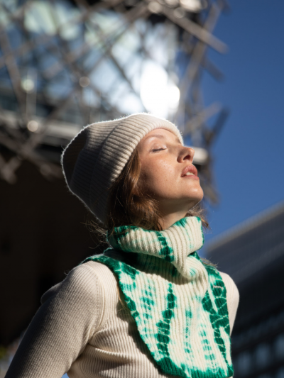 Bonnet KOON 100% cachemire 6 fils couleur écru. Boutique Mademoiselle Louise - Melle Louise.