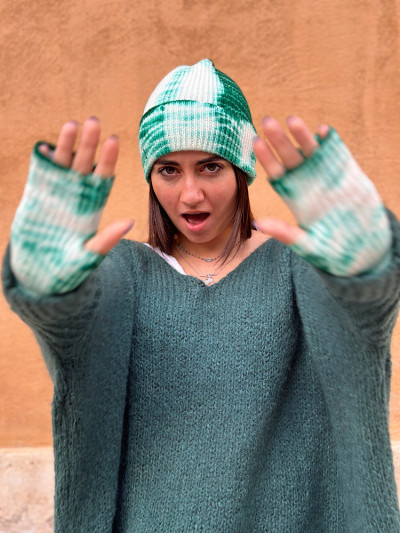 Mitaines KOON 100% cachemire 6 fils couleur vert tie and dye. Boutique Mademoiselle Louise - Melle Louise. 2