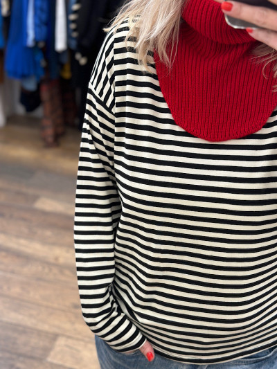 Col KOON 100% cachemire 6 fils couleur cerise. Boutique Mademoiselle Louise - Melle Louise.