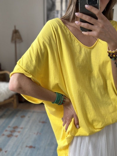 T-Shirt MAX jaune coupe oversize, Coupé brut. Fabrication Italienne. Boutique Mademoiselle Louise.
