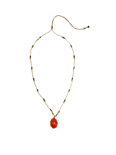 Rakhi me petit talisman Beryl Cornaline.