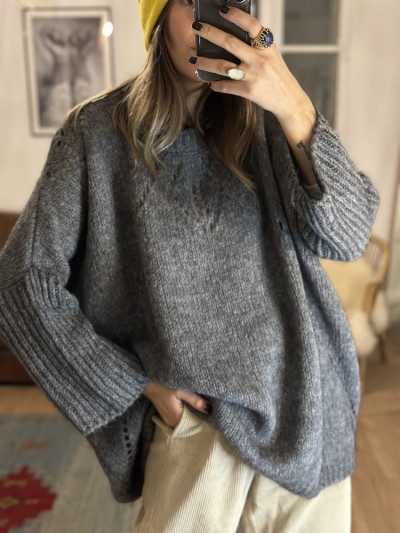 Pull maille ajourée col rond gris anthracite. Boutique Mademoiselle Louise - MELLE LOUISE