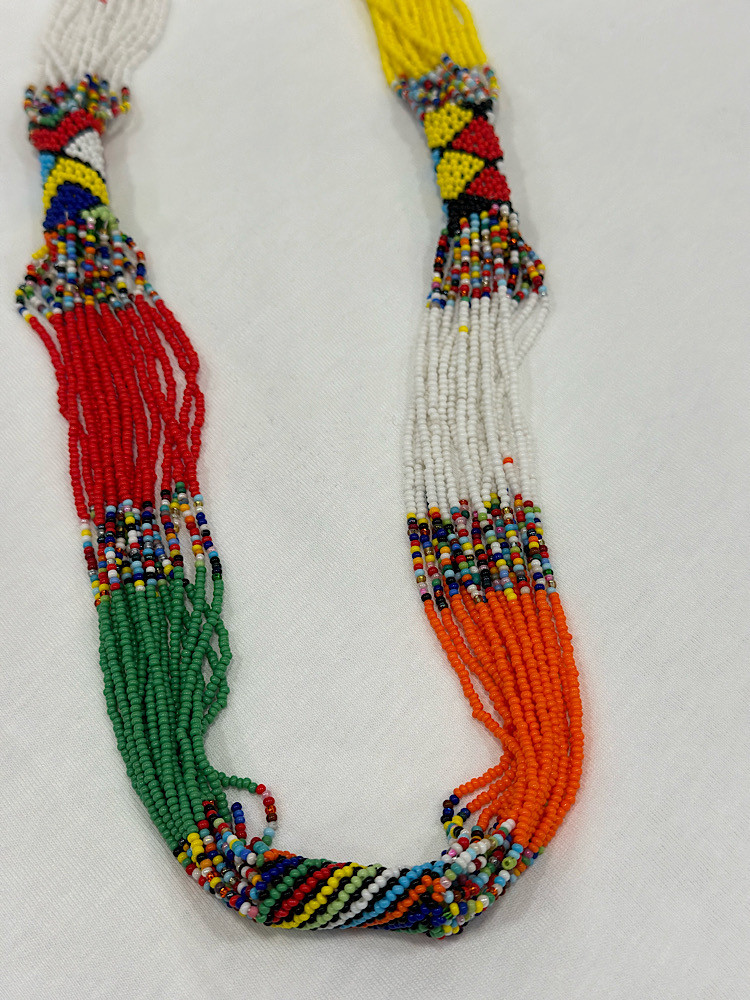 Collier en perles multicolore multi rangs. Collier style bohème & chic. Mademoiselle Louise.