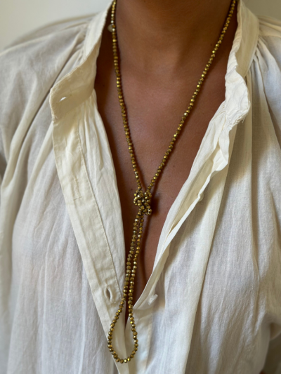 Bracelet multi tours en perles de cristal facettés or. Boutique Mademoiselle Louise - Melle Louise.