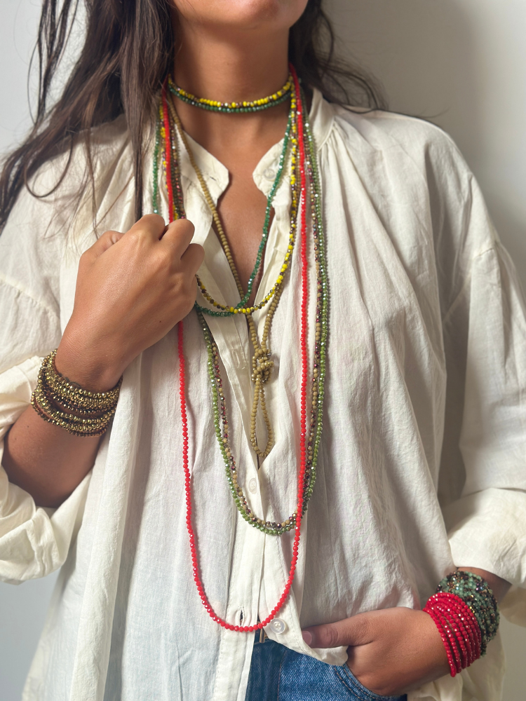 Bracelet multi tours en perles de cristal facettés corail. Boutique Mademoiselle Louise - Melle Louise.