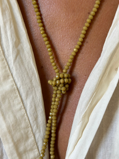 Bracelet multi tours en perles de cristal facettés tilleul. Boutique Mademoiselle Louise - Melle Louise.