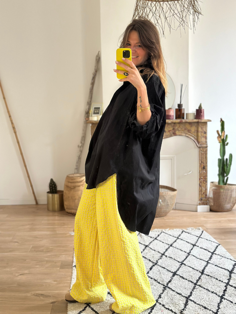 Chemise longue noir oversize femme. Chemise noir longue. Mademoiselle Louise.