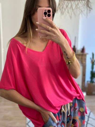 T-shirt oversize rose indien col V manches courtes. Mademoiselle Louise.