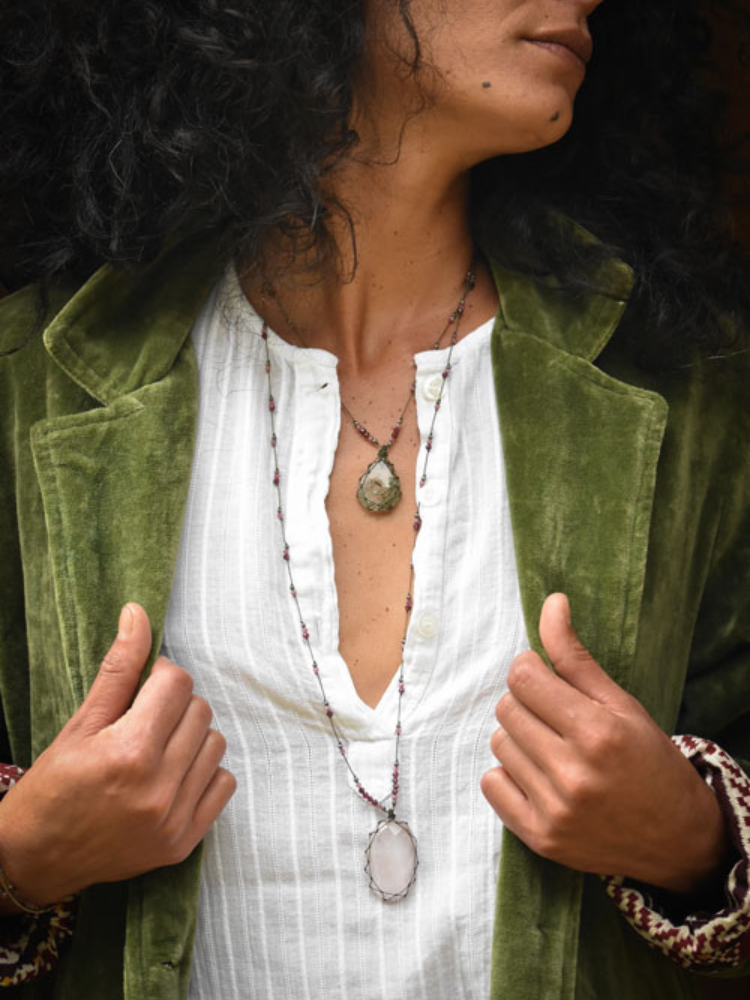 Grand Talisman BHAJAN quartz rose