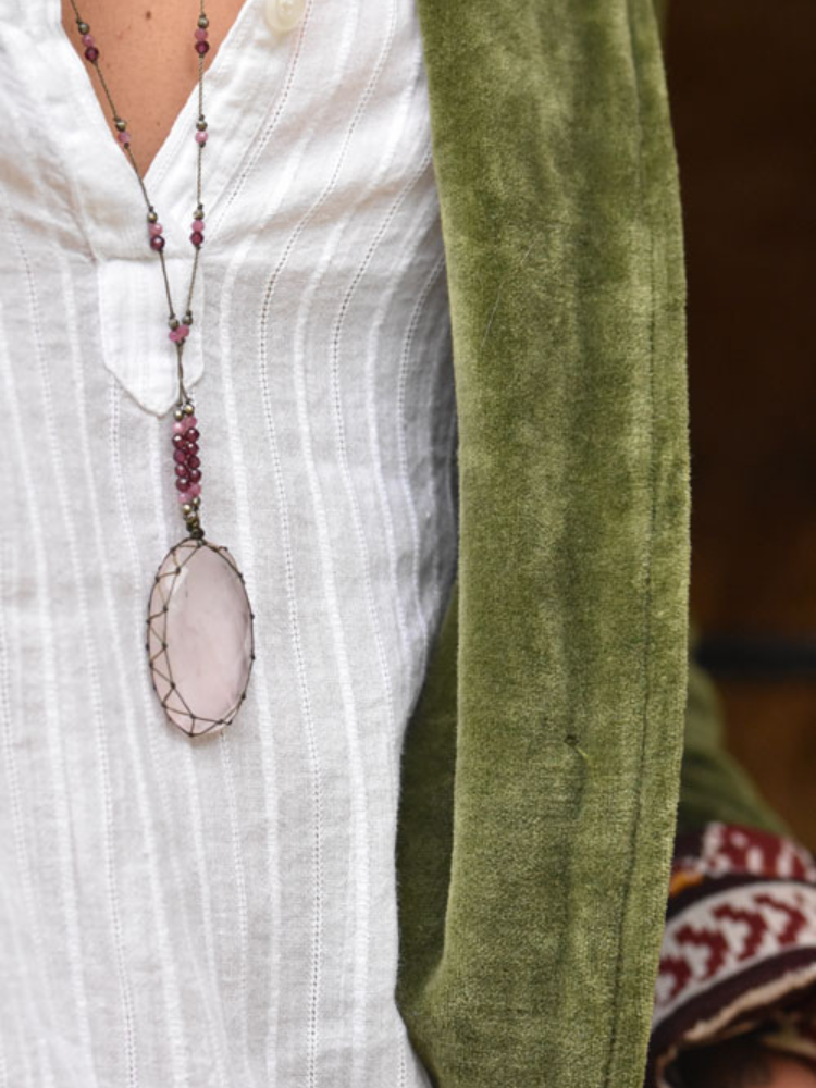 Grand Talisman BHAJAN quartz rose