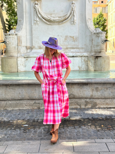 Robe SACHA rose à carreaux 2