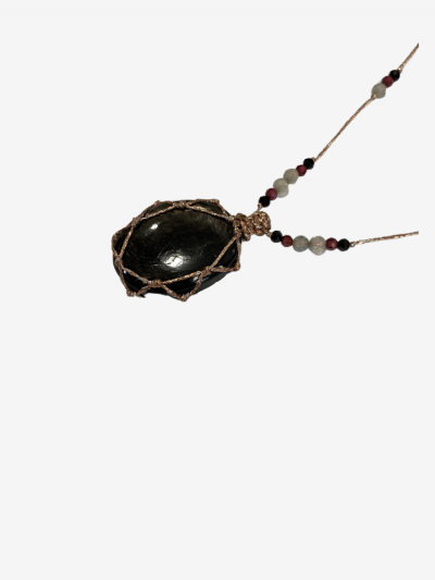 Collier Rakhi me, petit talisman Laz Hyperstène métal composé de plusieurs pierres : grenat, labradorite et onyx noir