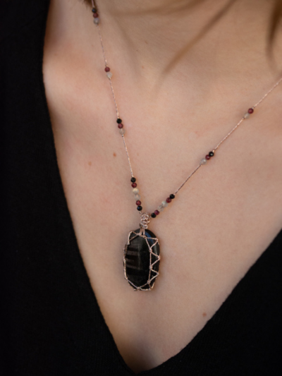 Petit talisman LAZ METALIC hyperstene