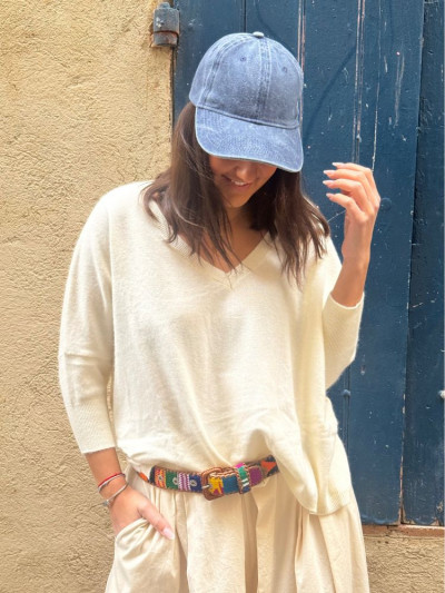 Pull JEFFERSON off white