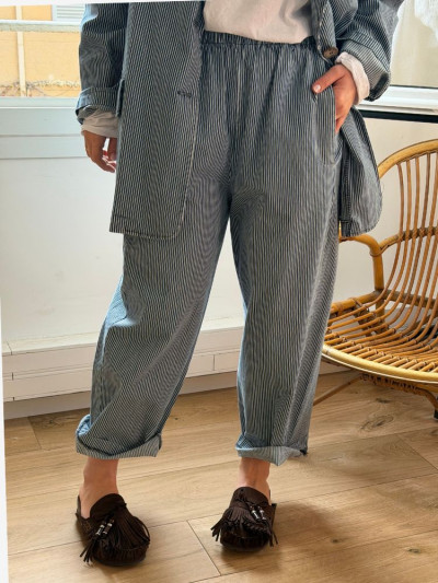 Pantalon MÉLISSA bleu rayé...