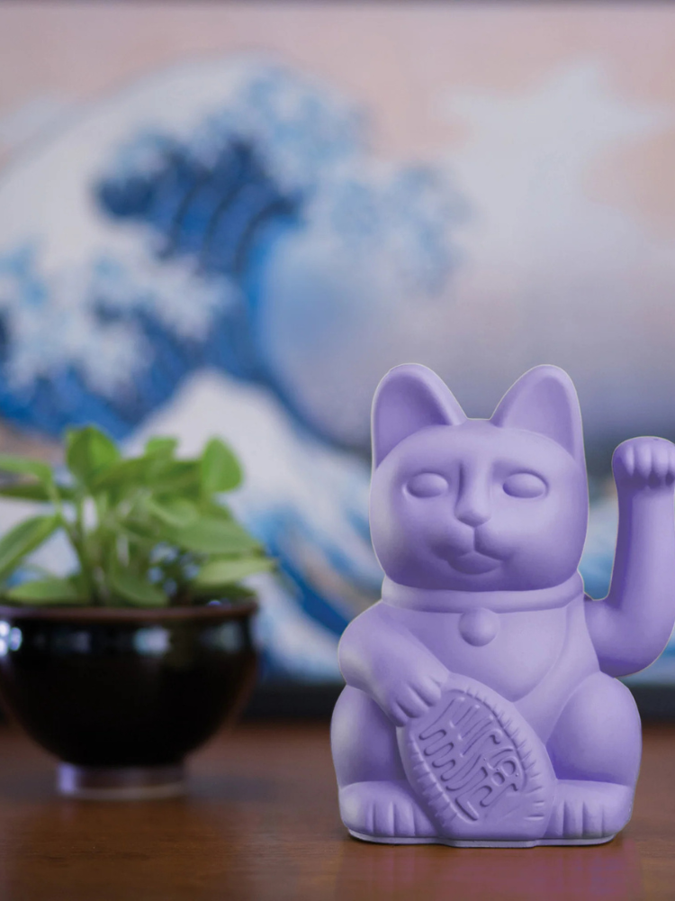 Chat chanceux lilas