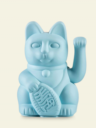 Chat chanceux bleu clair