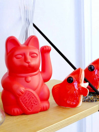 Chat chanceux rouge