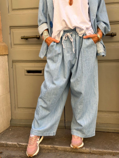 Jean JOHN bleu clair