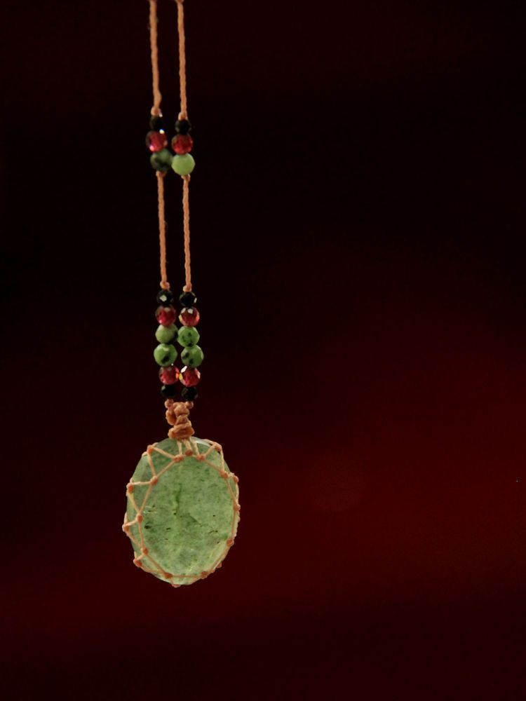 Petit talisman QUARTZ framboise vert