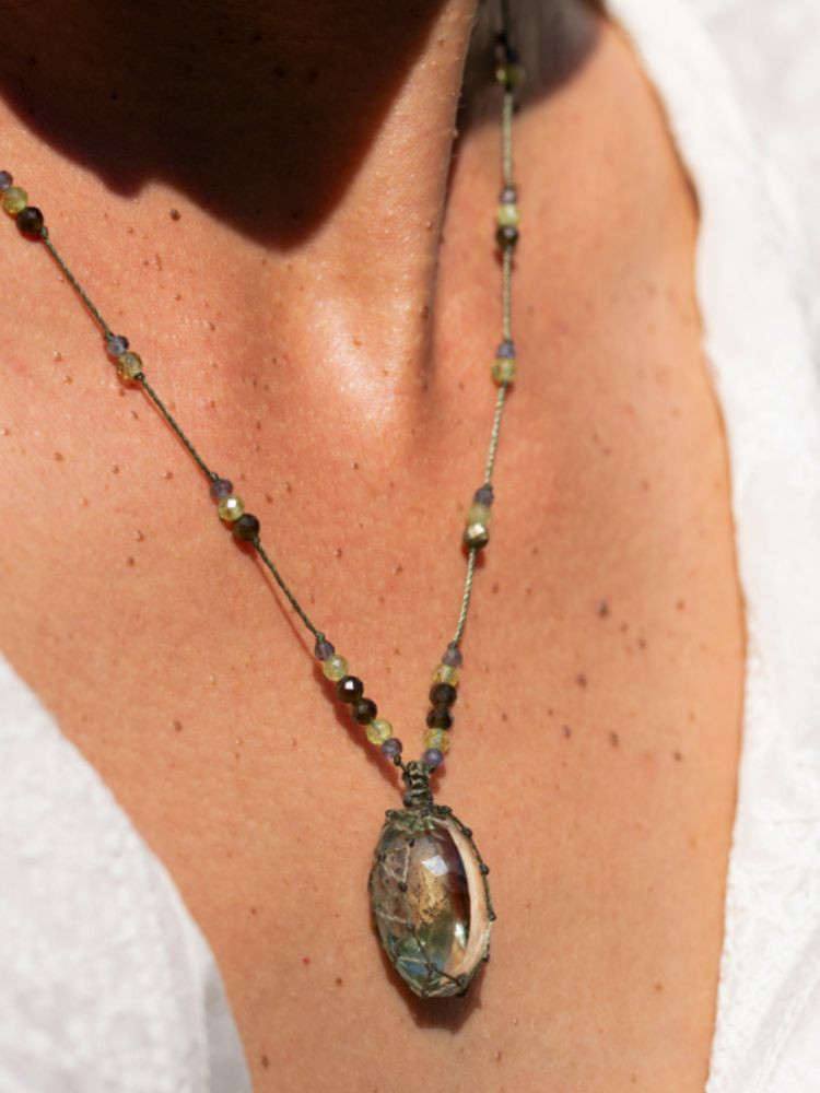 Petit Talisman IRIS Améthyste Verte