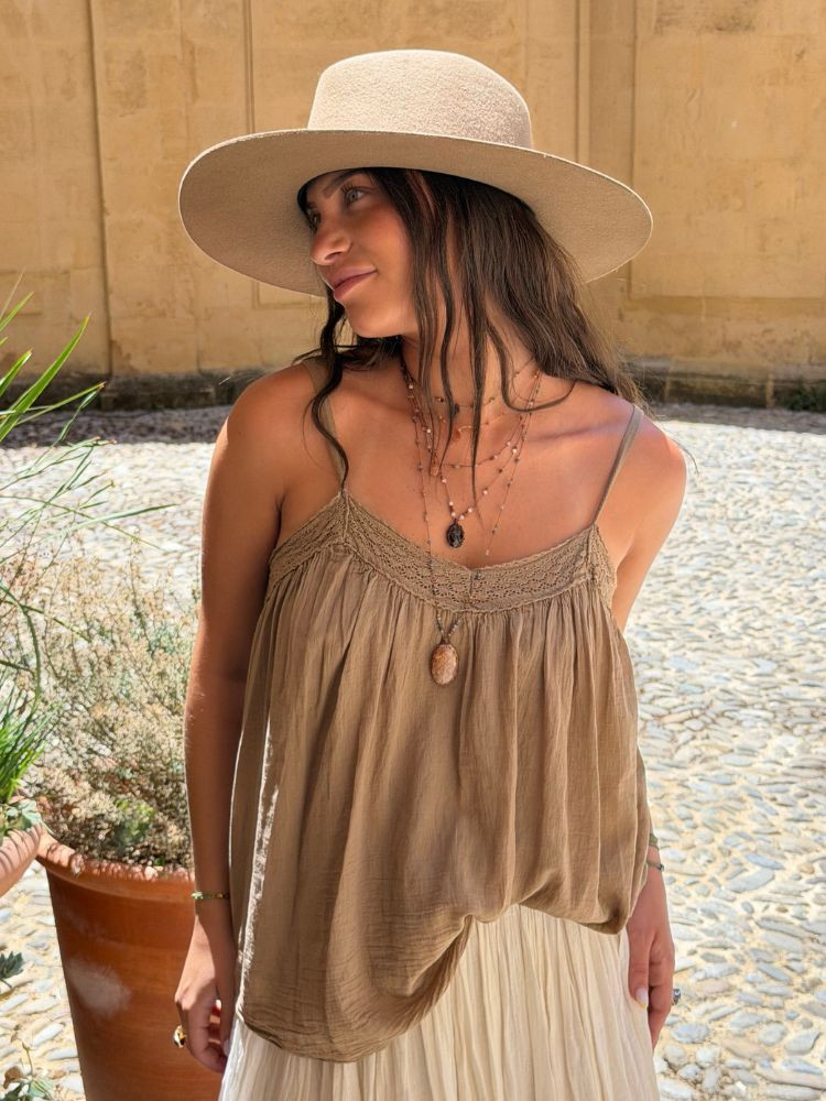 Top MYA beige