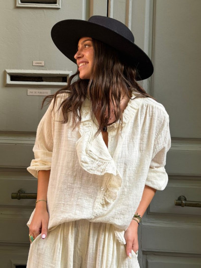 Blouse NUNKI écru à volant