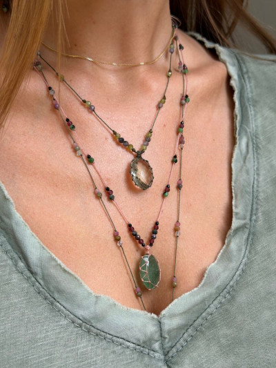 Petit talisman QUARTZ framboise vert
