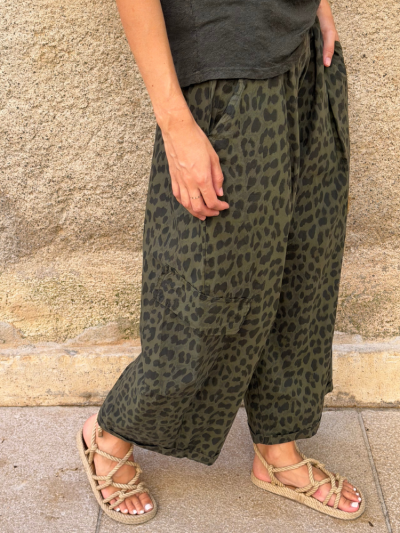Pantalon SOLA léopard vert