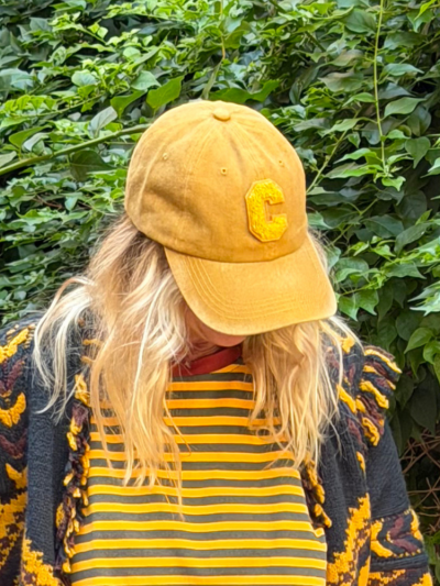 Casquette HOLA safran