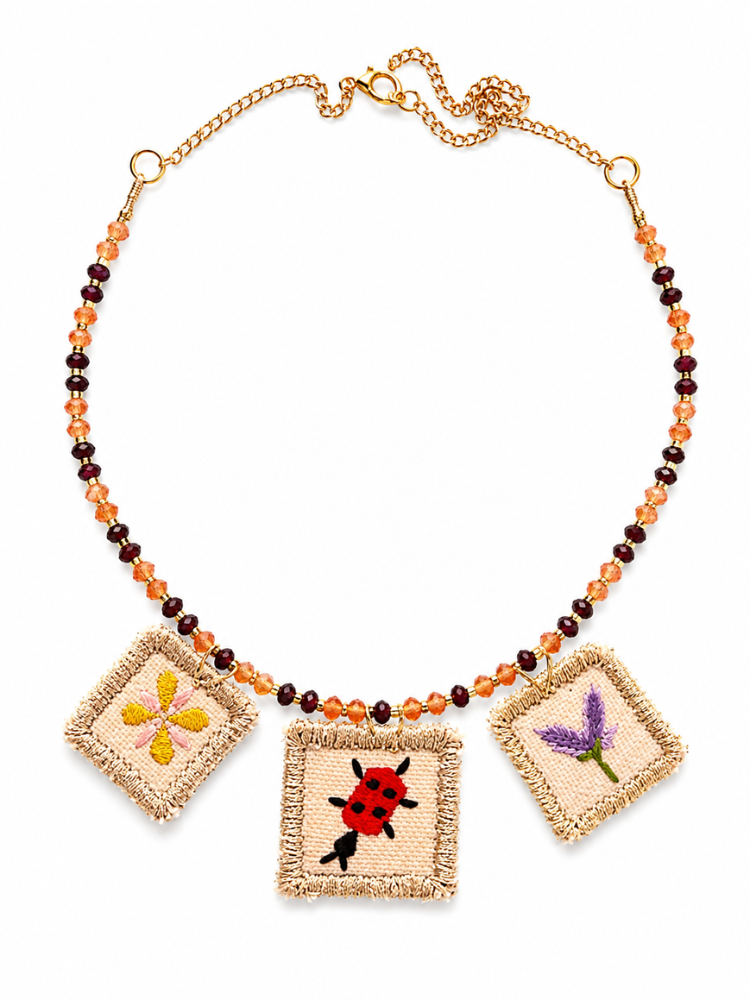Collier NOE 10
